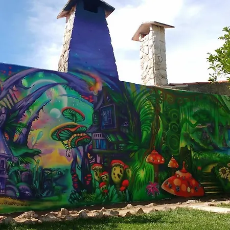 Natural Mystic Хостел Кошта-да-Капарика