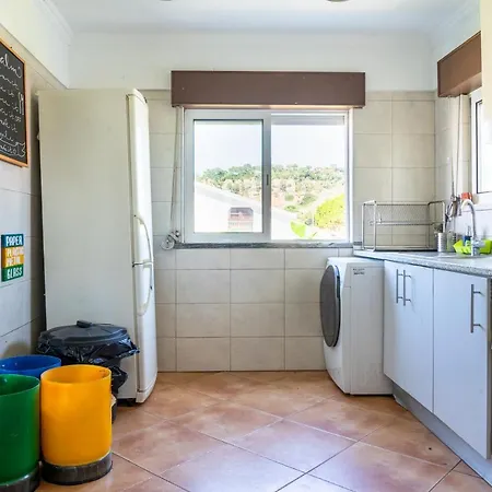 Natural Mystic Хостел Кошта-да-Капарика