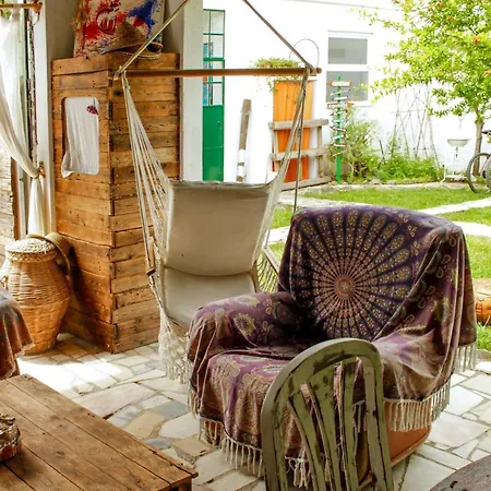 Hostal Natural Mystic *