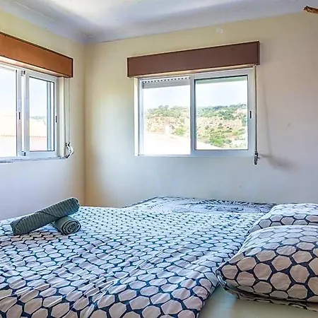Albergue Natural Mystic Costa da Caparica